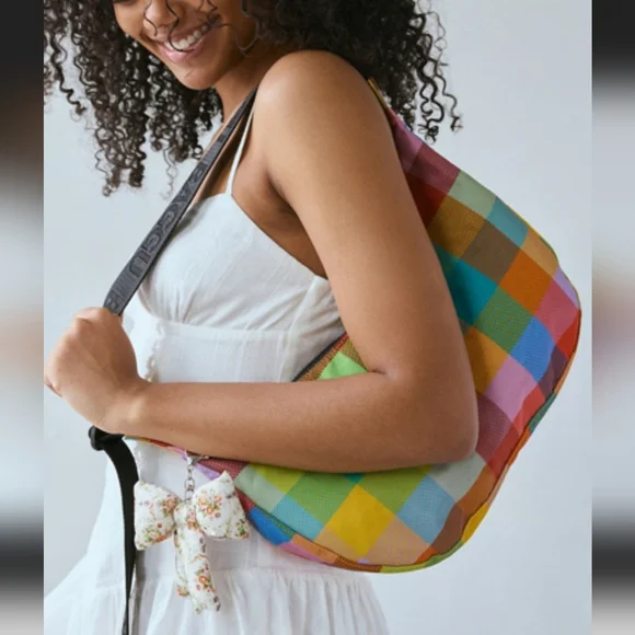 BAGGU Madras Medium Crescent Bag NEW - Picture 5 of 8